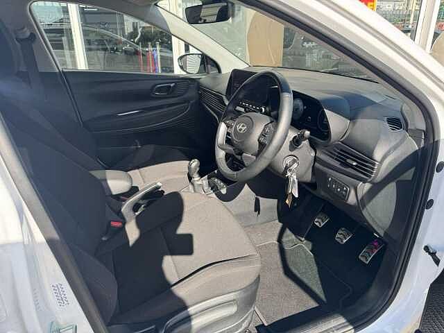 Hyundai BAYON 1.0 T-GDi Premium Euro 6 (s/s) 5dr White