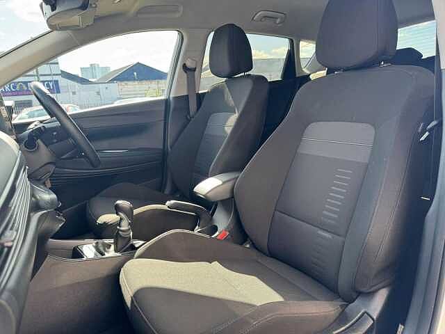 Hyundai BAYON 1.0 T-GDi Premium Euro 6 (s/s) 5dr White