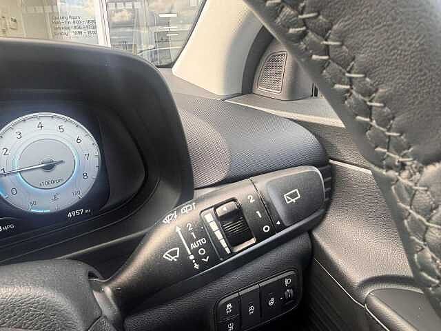 Hyundai BAYON 1.0 T-GDi Premium Euro 6 (s/s) 5dr Grey