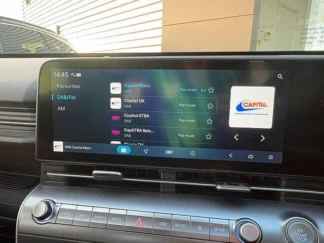 Hyundai KONA 65.4kWh Advance Auto 5dr