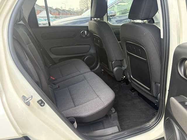 Hyundai INSTER Long Range 49kWh 02 Auto 5dr