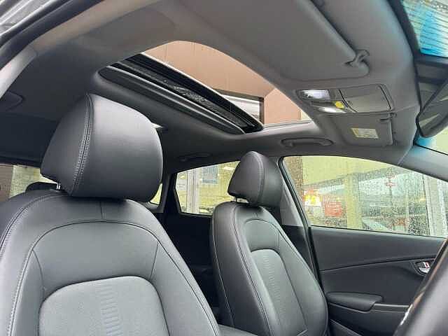 Hyundai KONA 64kWh Ultimate Auto 5dr (10.5kW Charger)