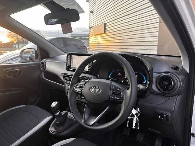 Hyundai i10 1.0 Advance Euro 6 (s/s) 5dr