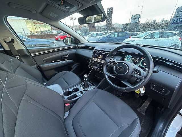Hyundai TUCSON 1.6 T-GDi SE Connect Euro 6 (s/s) 5dr White