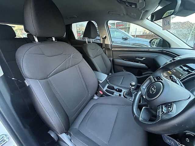 Hyundai TUCSON 1.6 T-GDi SE Connect Euro 6 (s/s) 5dr White