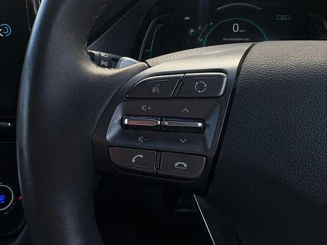 Hyundai IONIQ 1.6 h-GDi 8.9kWh Premium SE DCT Euro 6 (s/s) 5dr