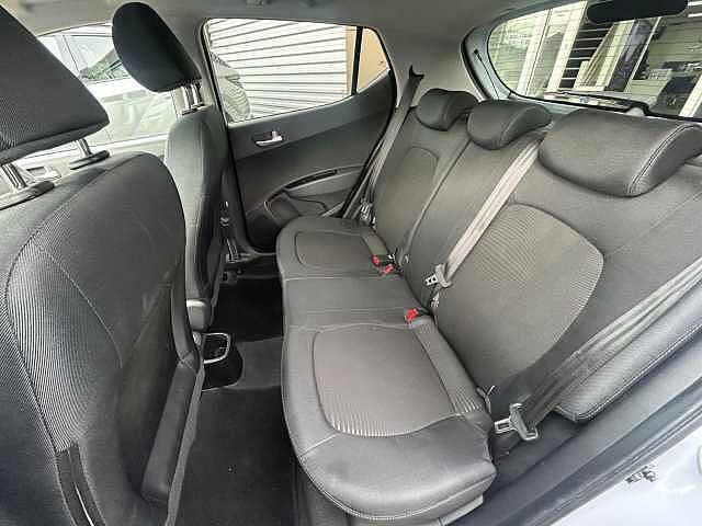 Hyundai i10 1.2 Premium SE Auto Euro 6 5dr