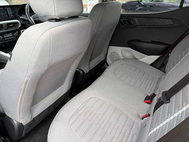 Hyundai i10 1.2 Premium Euro 6 (s/s) 5dr
