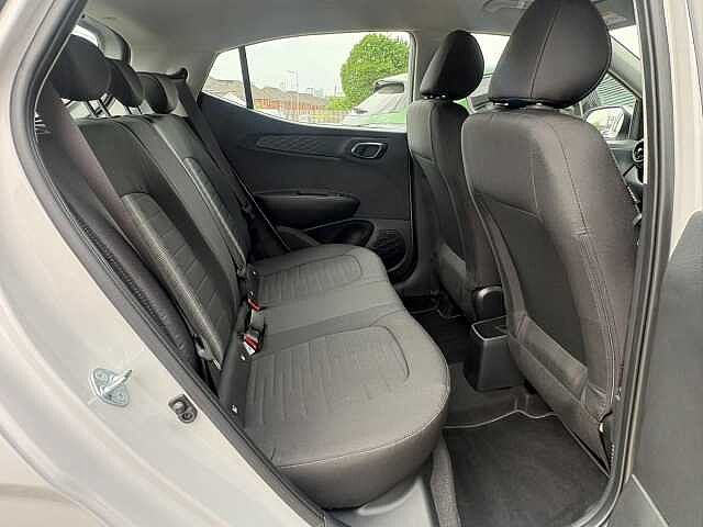 Hyundai i10 1.0 Advance Euro 6 (s/s) 5dr