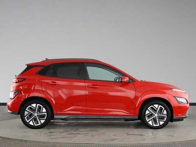 Hyundai KONA 64kWh Ultimate Auto 5dr (10.5kW Charger)