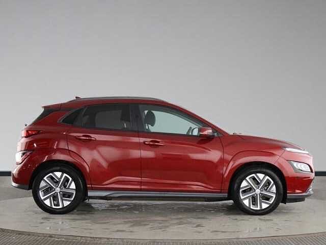 Hyundai KONA 64kWh Ultimate Auto 5dr (10.5kW Charger)