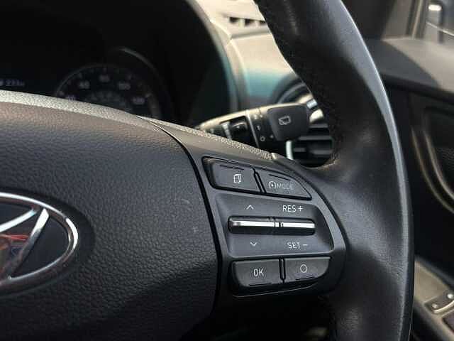 Hyundai KONA 1.6 h-GDi Premium DCT Euro 6 (s/s) 5dr