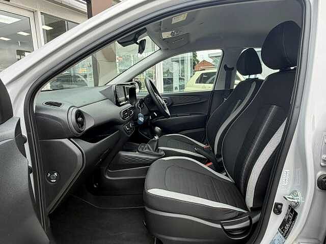 Hyundai i10 1.0 Advance Euro 6 (s/s) 5dr